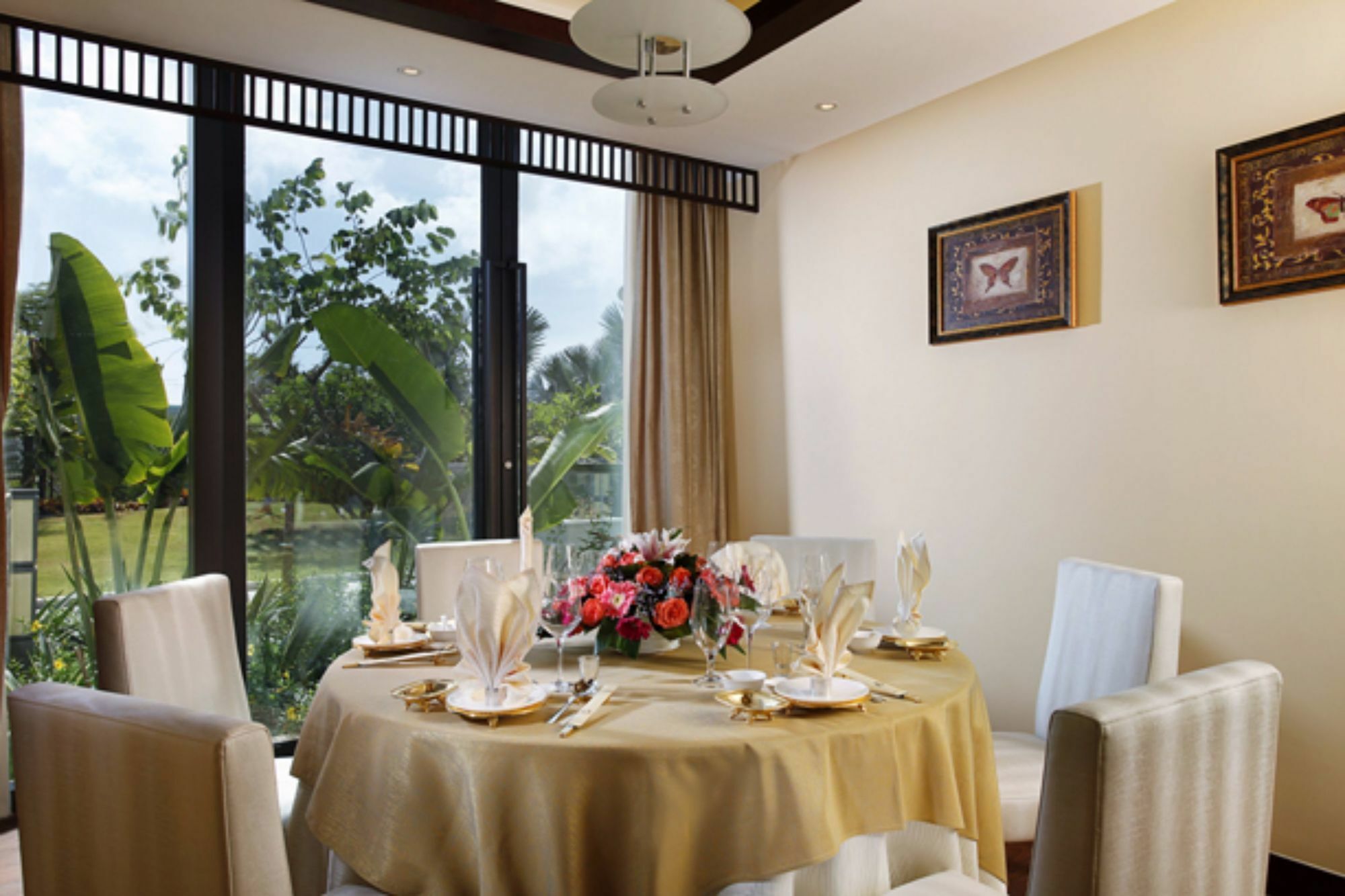 Serenity Coast All Suite Resort Саня Екстериор снимка